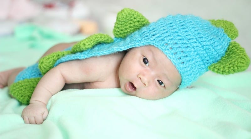 Ali je kdaj res prezgodaj, da greš z novorojenčkom ven?