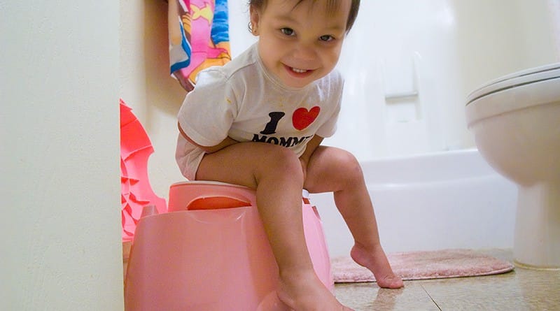 Kako uspešno odvaditi otroka od plenic?