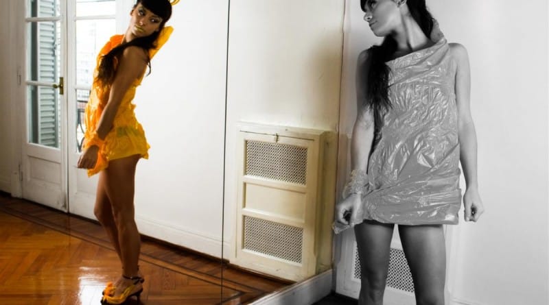 Hčerka moja, ne nosi blagovnih znamk, bodi sama blagovna znamka