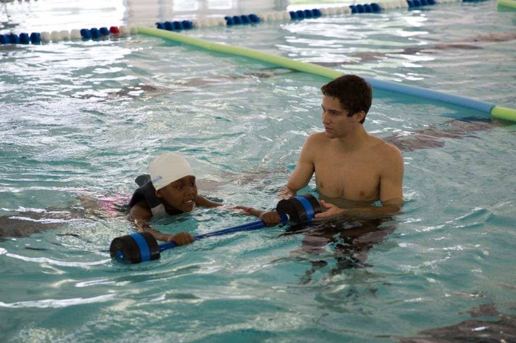 Kako naučimo otroka plavati