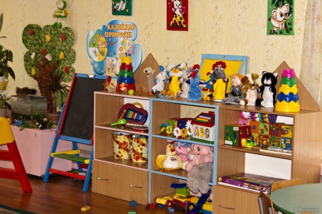 manj-je-vec-tudi-pri-otrokovih-igrackah-2