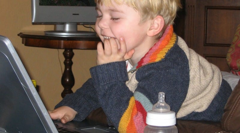 Razvajeni otroci odsotnih staršev