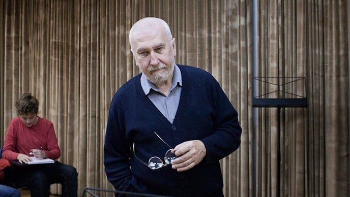 Učitelj je sprejel na dom sirijsko družino