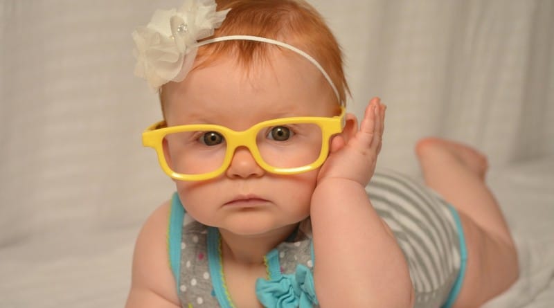 Starši lahko preprečimo, da otrok razvije kratkovidnost.