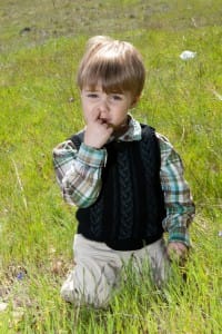 Zakaj si otroci vrtajo po nosu