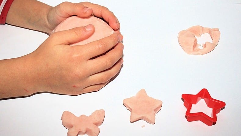 Domači plastelin - hitro in enostavno