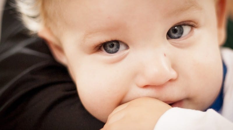 Kako se soočiti z močnimi izbruhi jeze pri otrocih