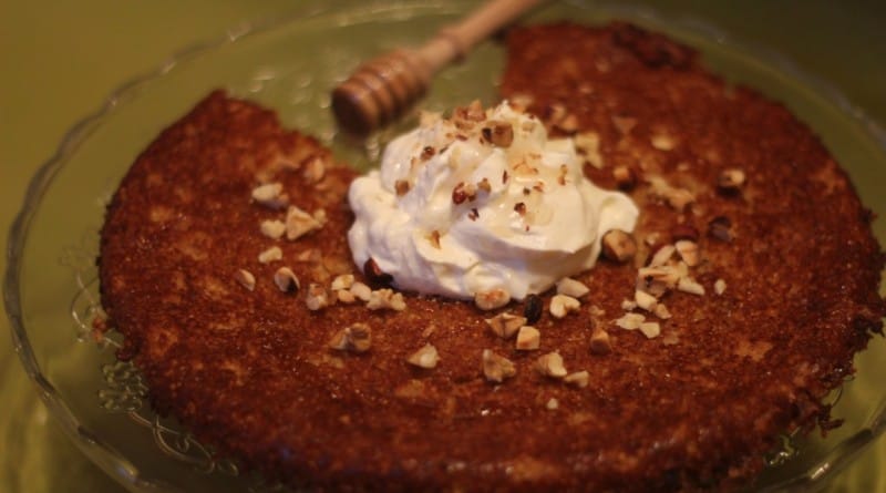 Prosena potička z medom, lešniki in orehi