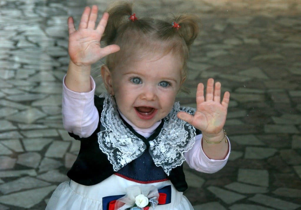 Zakaj so otroci tako nemogoči v bližini svojih mamicic-1