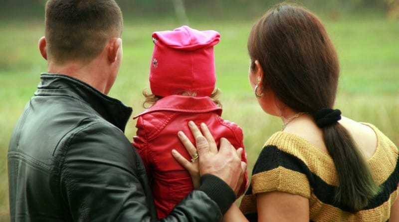 Povezovalno starševstvo - vloga očeta