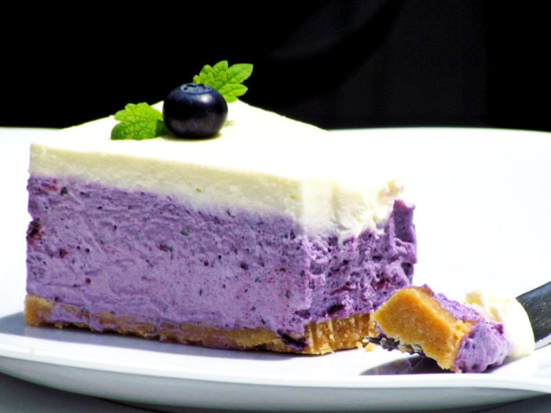 1-borovniceva-torta-brez-pecenja-12 – kopija