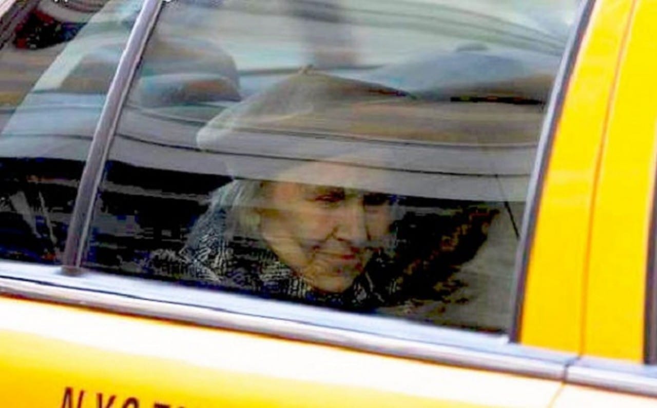 Taksist in starka - zgodba o potrpežljivosti