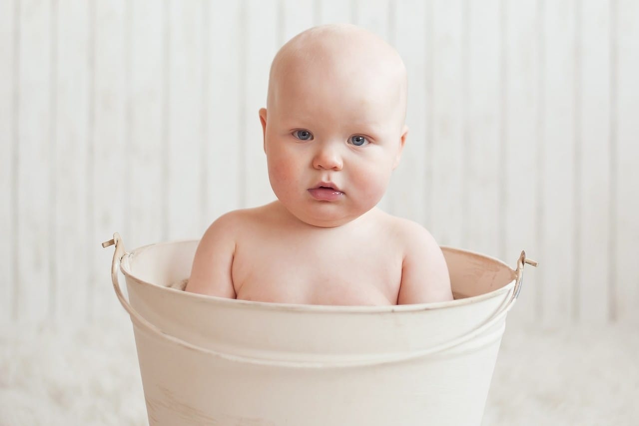 Zakaj takih fotografij otrok ne bi smeli objaviti na spletu