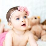 Razvoj dojenčka v sedmem mesecu