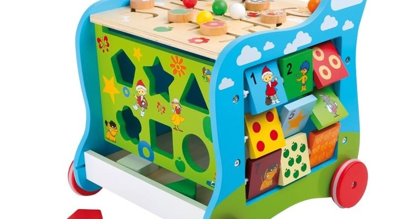 Kaj je bolj primerno? Hojica ali voziček za hojo?