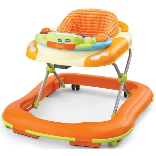 Kaj je bolj primerno? Hojica ali voziček za hojo?