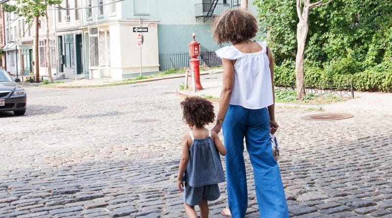 Kako začeti pogovor s predšolskim otrokom