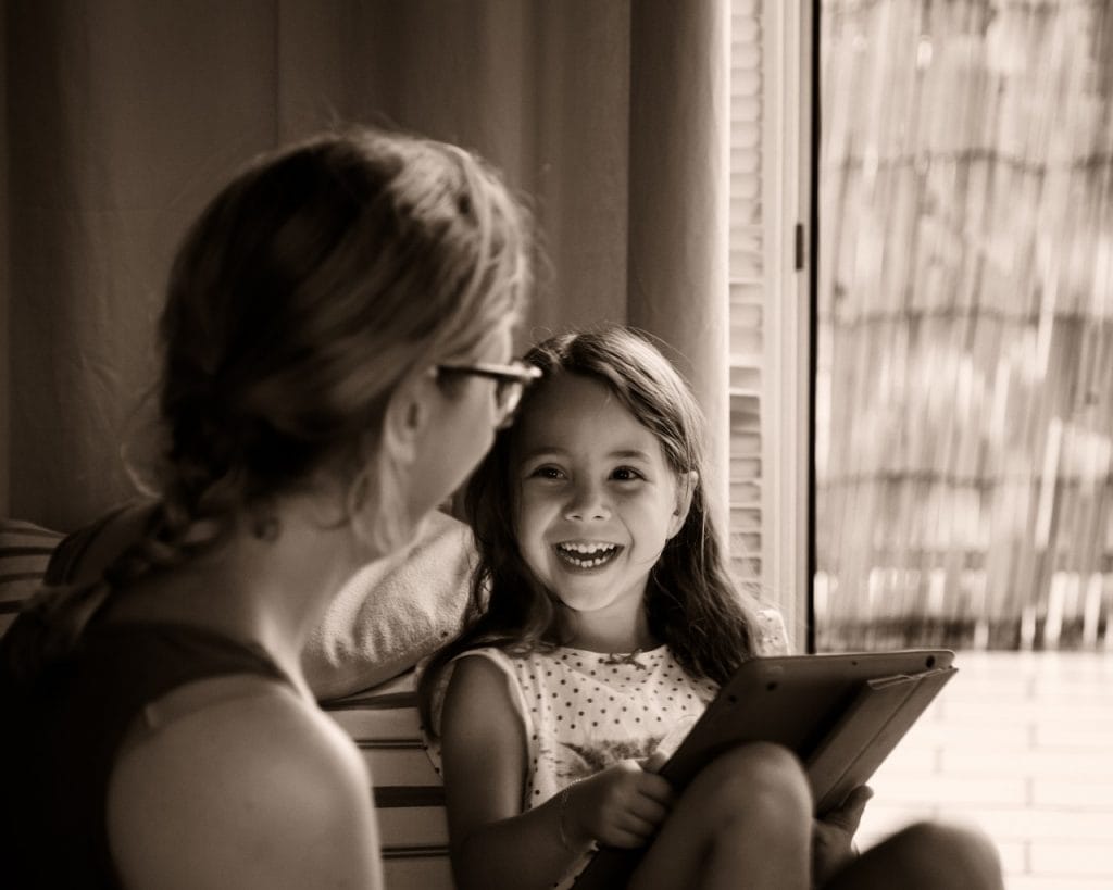 Otroci se morajo igrati. Nekaj idej, kako začeti