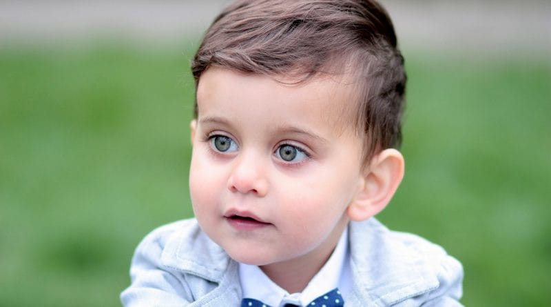 Razvoj osemnajst mesečnega otroka