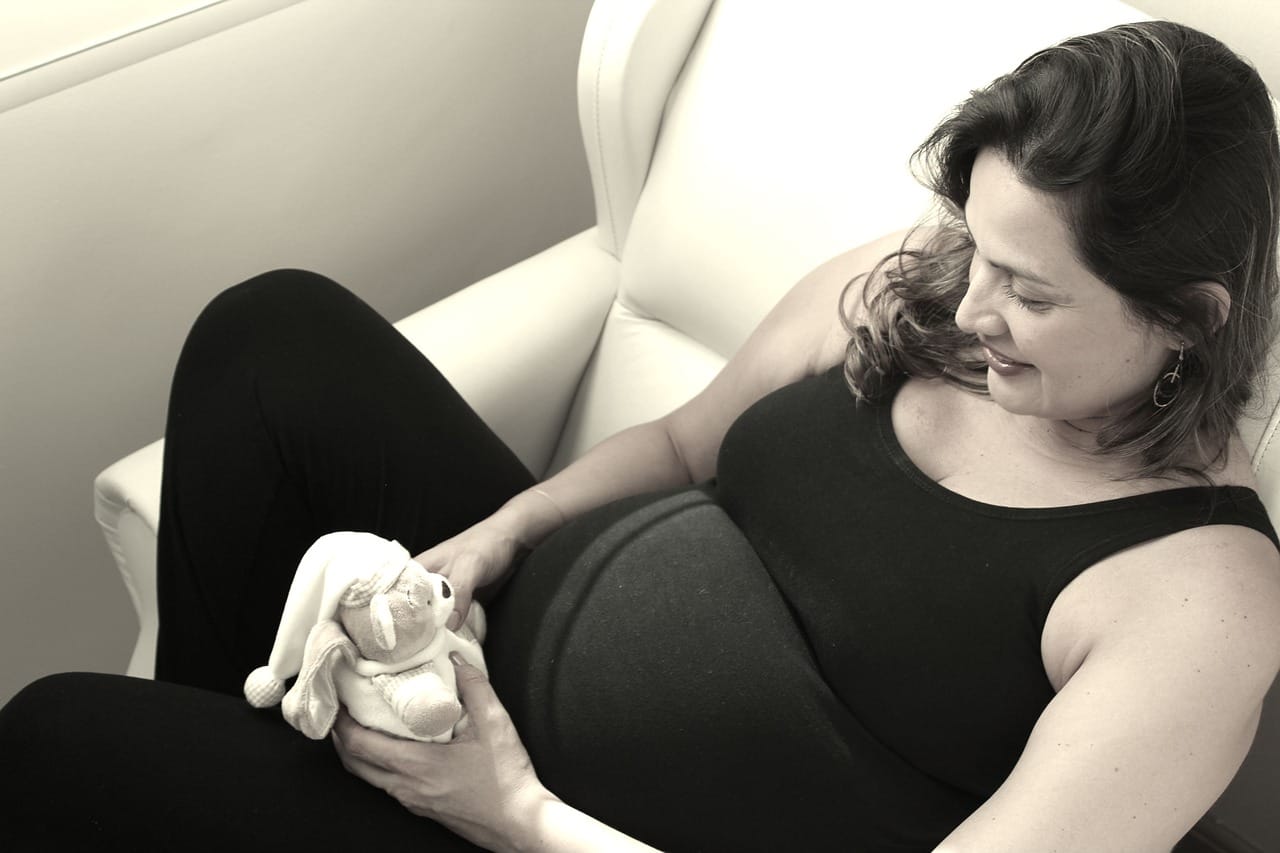 Nosečnost: mama Rh negativna, otrok Rh pozitiven - kakšno je tveganje?