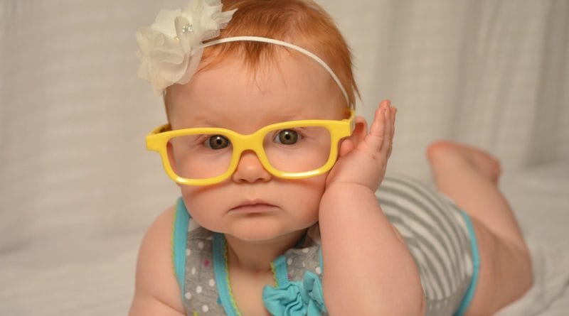 Strabizem (škiljenje) pri otrocih - simptomi in zdravljenje