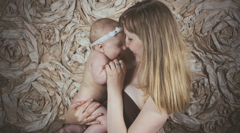 Mamice, nosite svojega dojenčka!