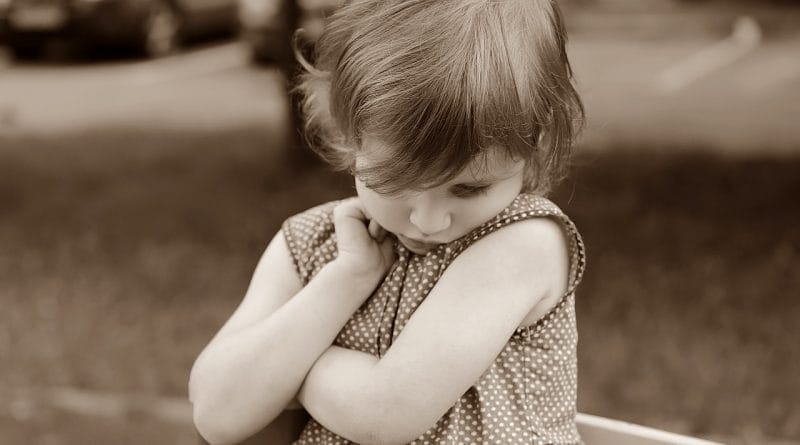 Selektivni mutizem: klepetulja doma, molčečnež v družbi