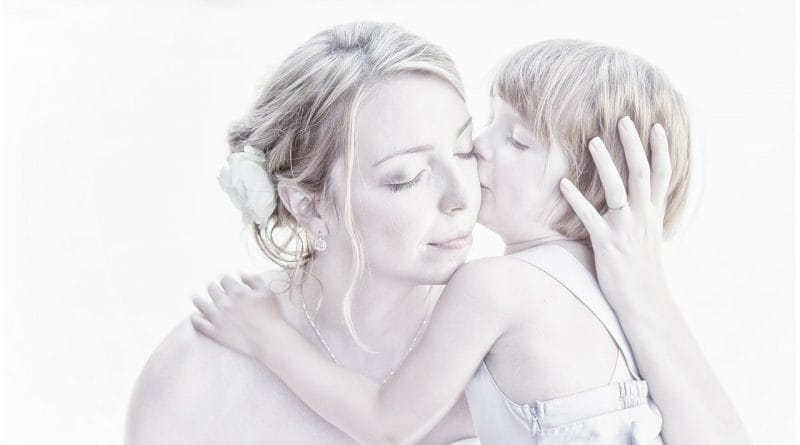 Starševska ljubezen krepi otrokov imunski sistem