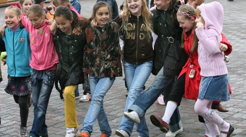 Briljanten recept učiteljice za boj proti vrstniškemu nasilju in osamljenostjo