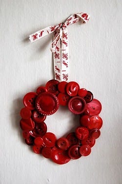 Kreativne novoletne ideje z gumbi