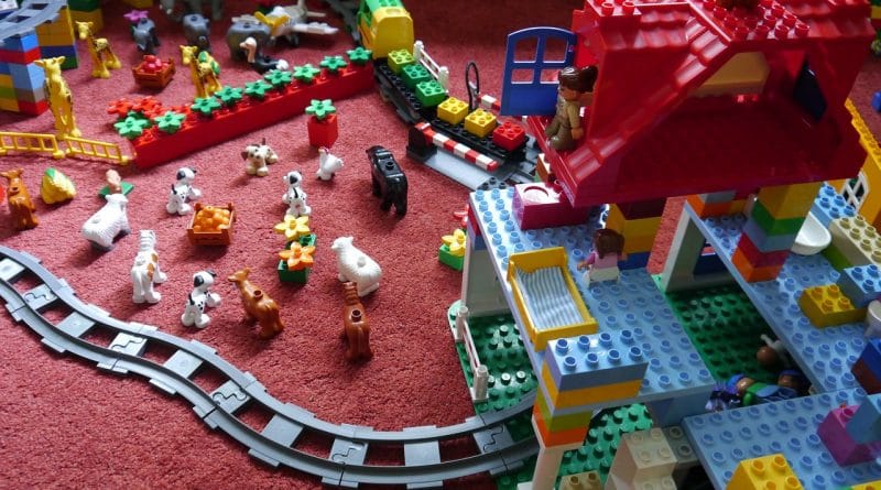 Partnerja se lahko razvežeta, a starša ostajata celo življenje!