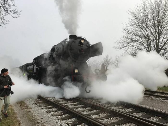 Pravljični vlak z Božičkom