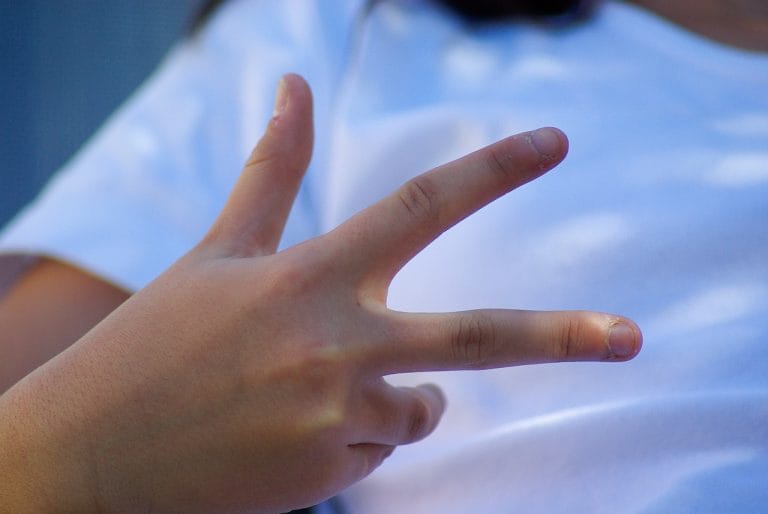 Uporaba prstov pri računanju je močno orodje za učenje matematike