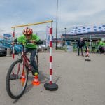 Varno na kolesu: Kako otroku omogočiti varno kolesarsko izkušnjo?
