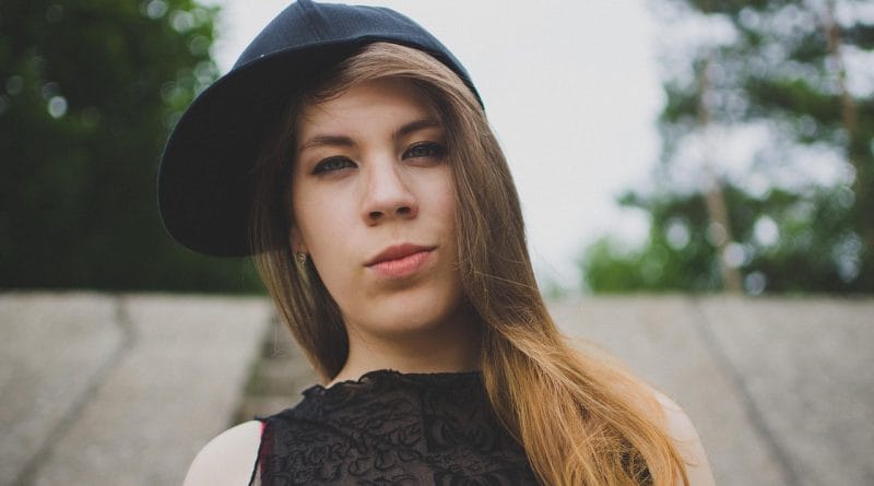 Kako najstnika naučiti ravnanja z denarjem?