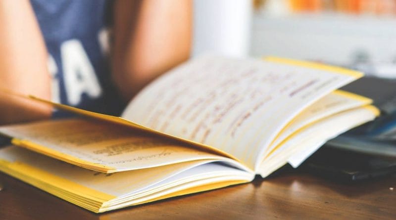 Na kaj pomislite ob besedi "učenje"?