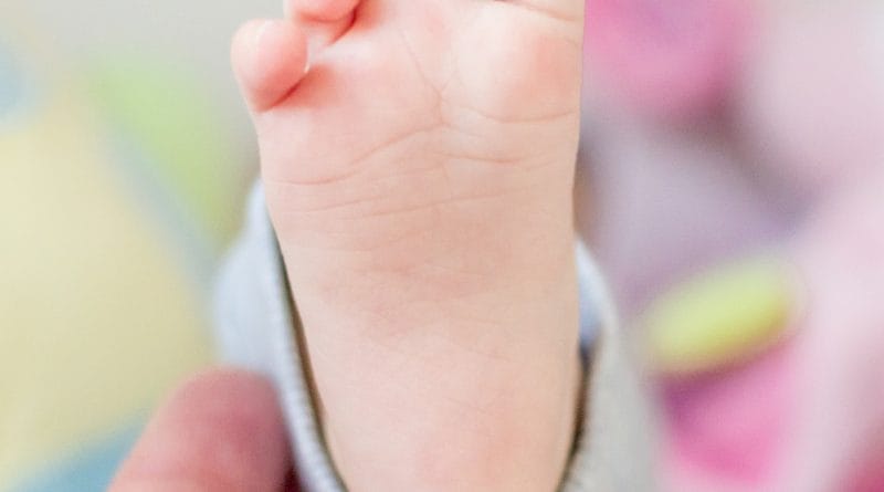 Delamo eno, govorimo drugo, ob tem čutimo tretje