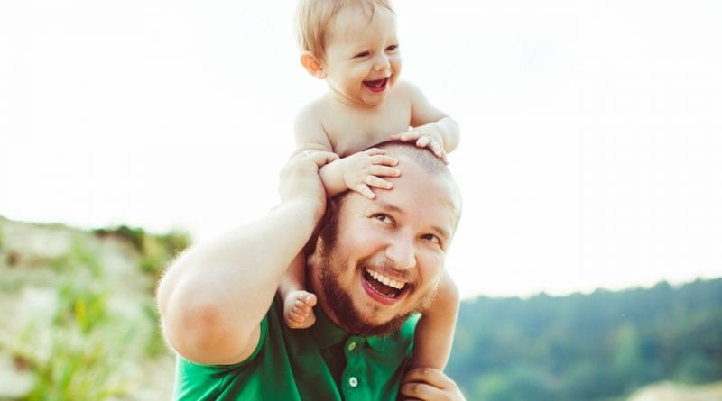Kako (p)ostati odlični starši - več se smejte