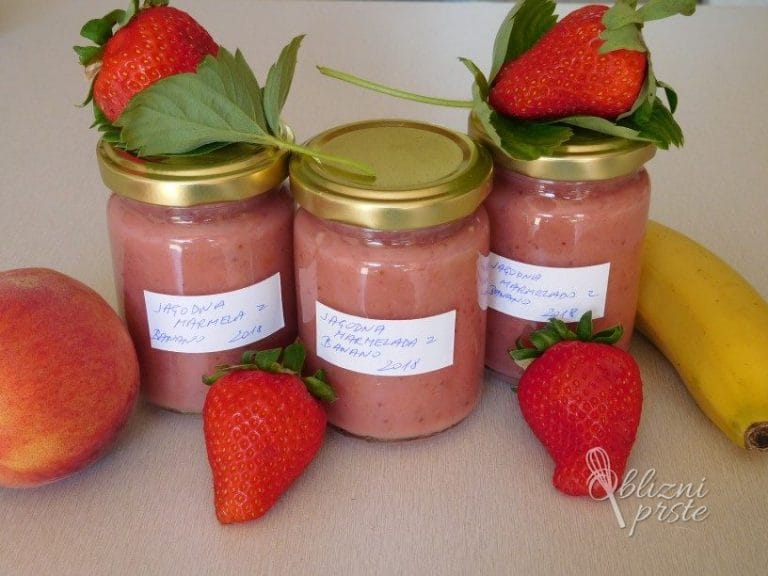 Recept: Lučkina jagodna marmelada z banano