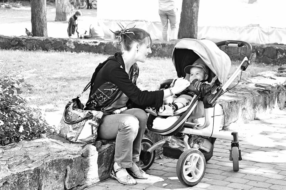 Ločeni starši: Saga okoli stikovLočeni starši: Saga okoli stikov