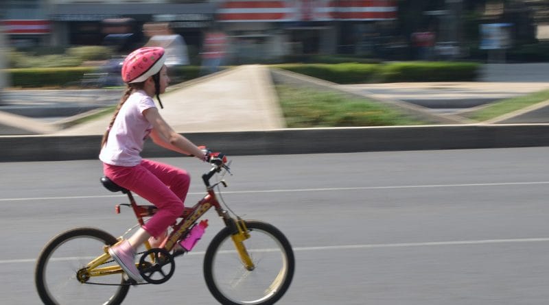 Mami, zakaj, zakaj, zakaj ...?