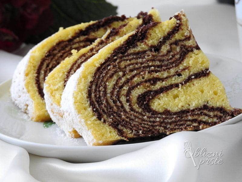 Marianin-marmorni-kolac-ki-se-kuha