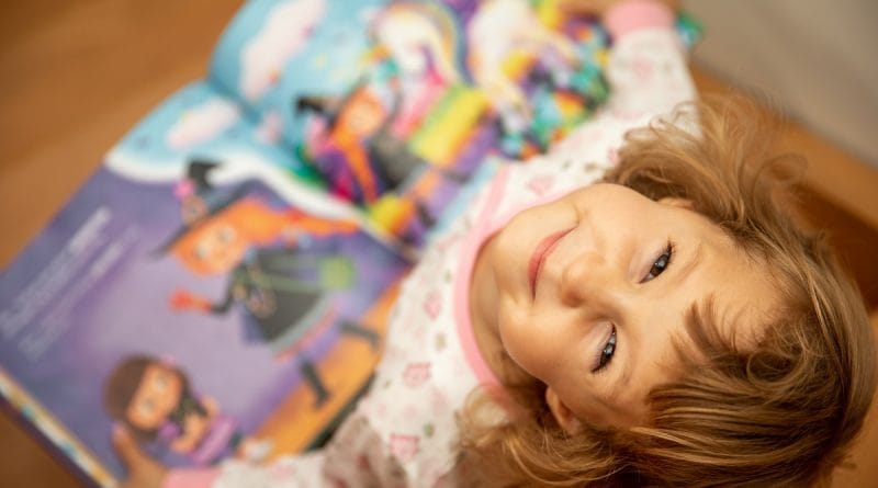 Kako gresta sreča in zgodnje učenje jezikov skupaj?