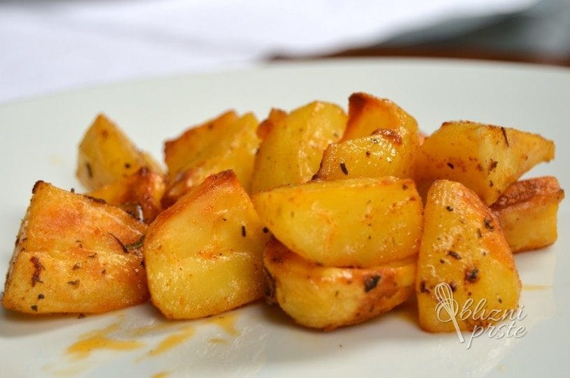 Pečen krompirček