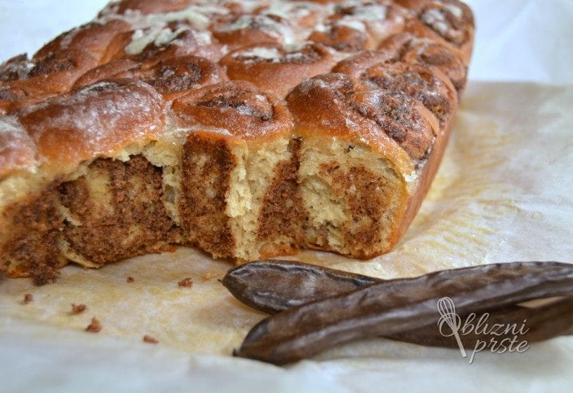 Slastne mini rožičeve potičke vrtnice