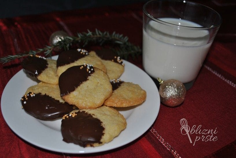 slastni mandljevi piškoti