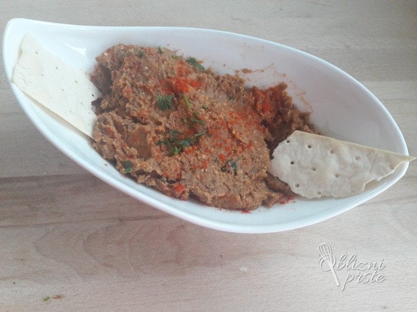 Zelenjavni tatarski biftek