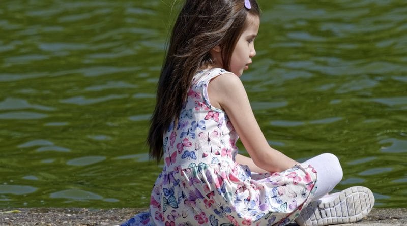 Kako spodbuditi otroka k sodelovanju? V pomoč vam bodo ta tri orodja