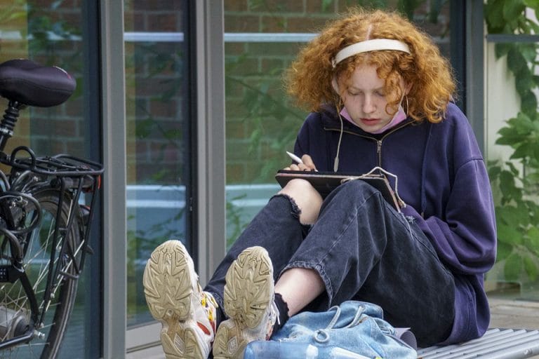 Kako reševati konflikte z najstnikom - primer