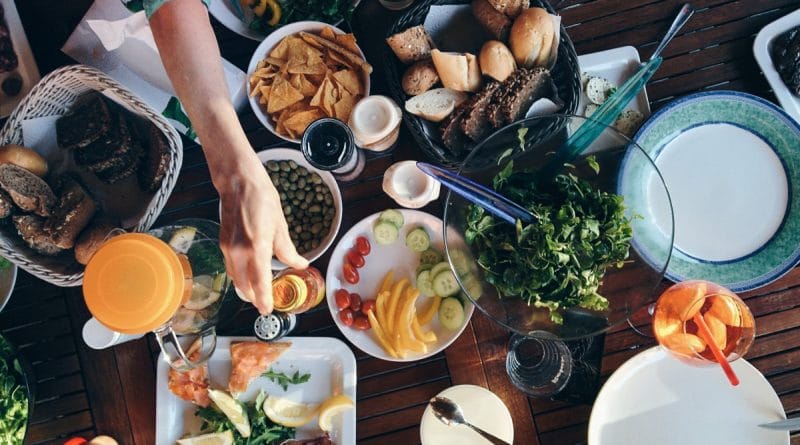 Snaha ne dovoli, da bi sin k meni hodil na kosilo